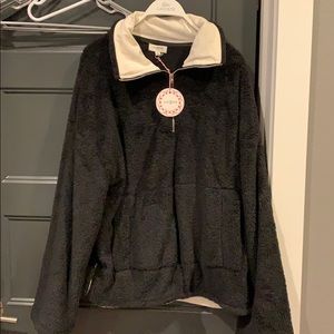 Long sleeve black pullover with zip